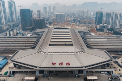 正在华东、华南、西南设立3个技务核心